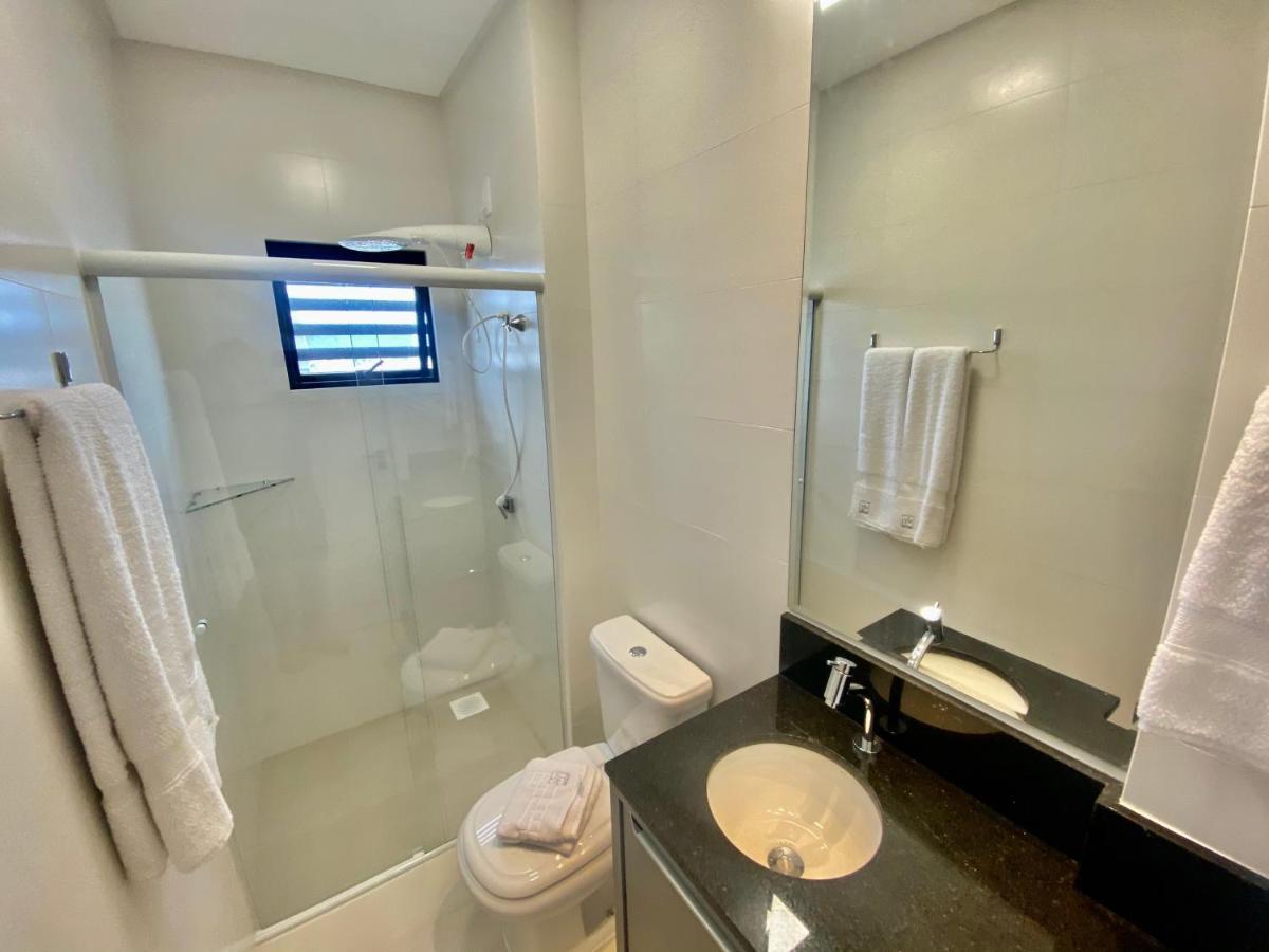 Hy Apart Hotel Bombinhas Exterior photo