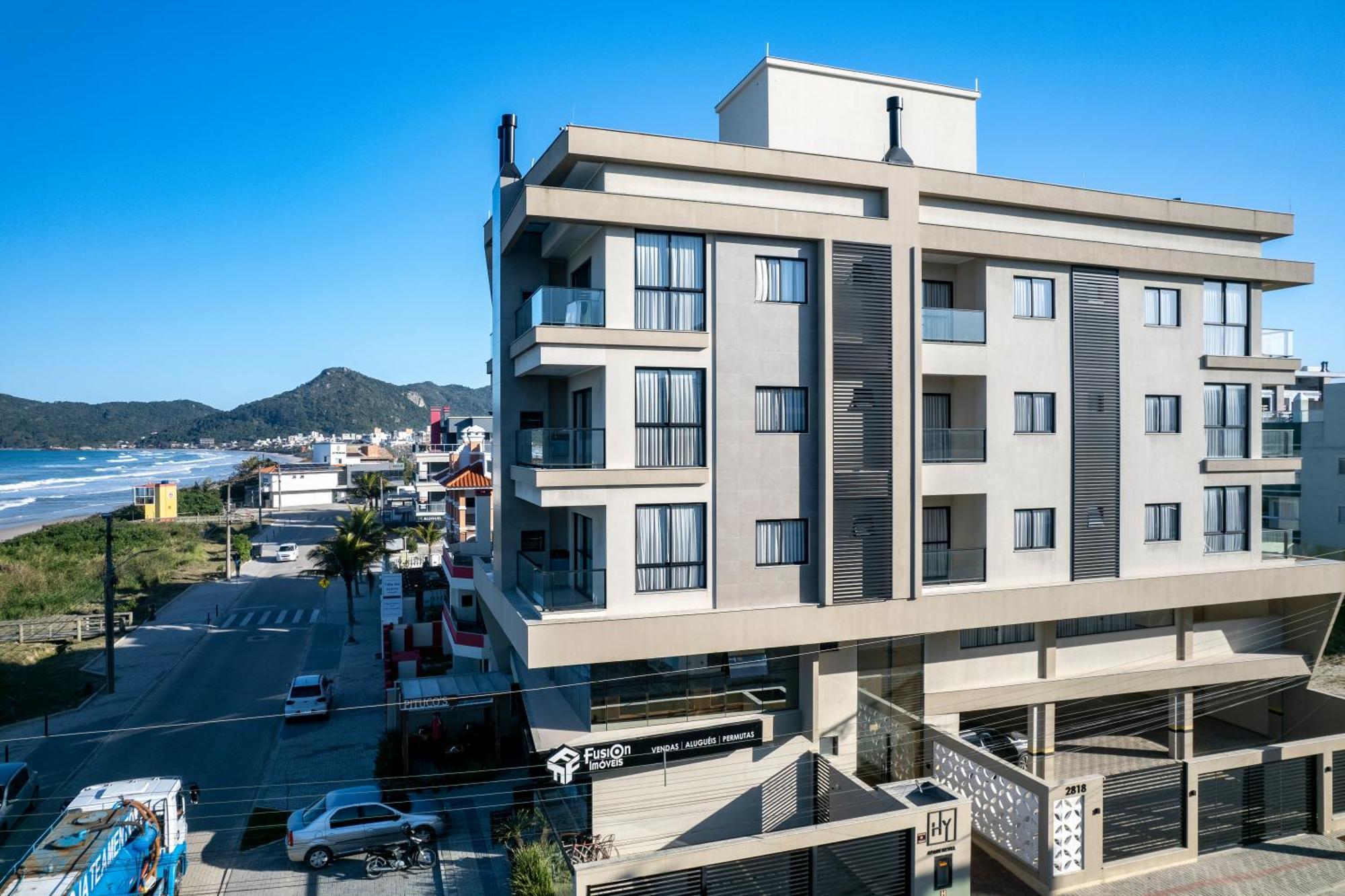 Hy Apart Hotel Bombinhas Exterior photo